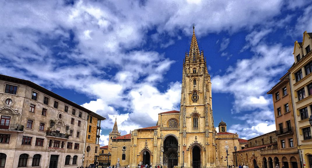 Tenemos la casa de sus sueños en Oviedo. INMOPROGES  en Oviedo